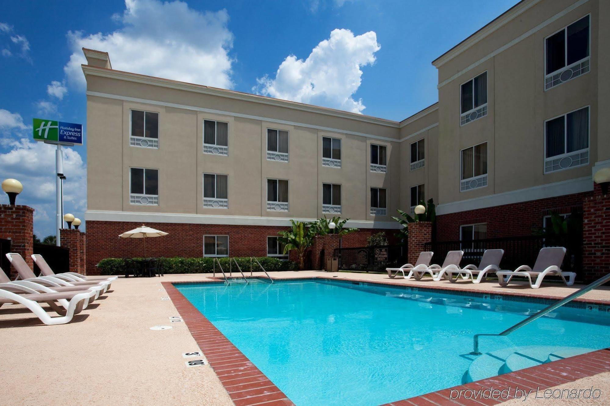Holiday Inn Express Hotel & Suites Scott-Lafayette West By Ihg Exterior foto
