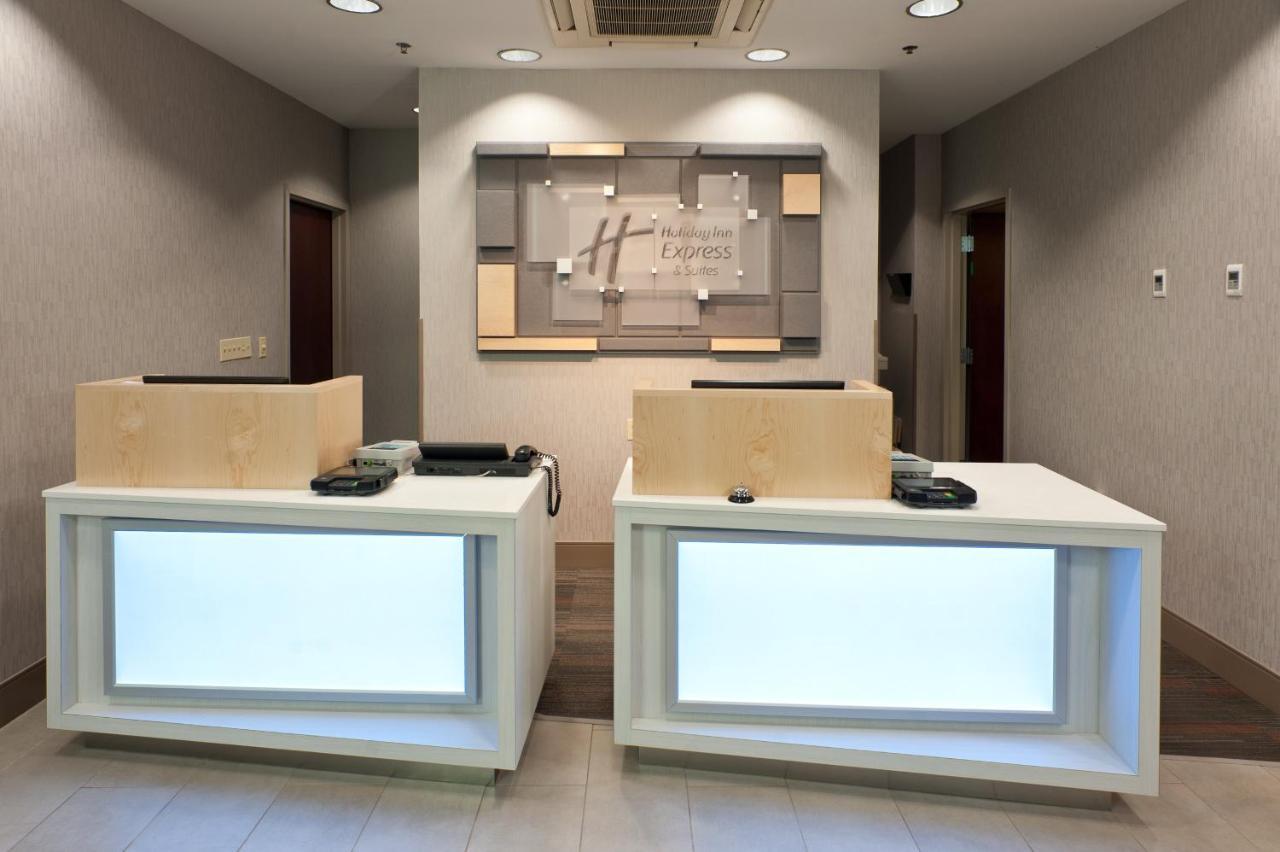 Holiday Inn Express Hotel & Suites Scott-Lafayette West By Ihg Exterior foto